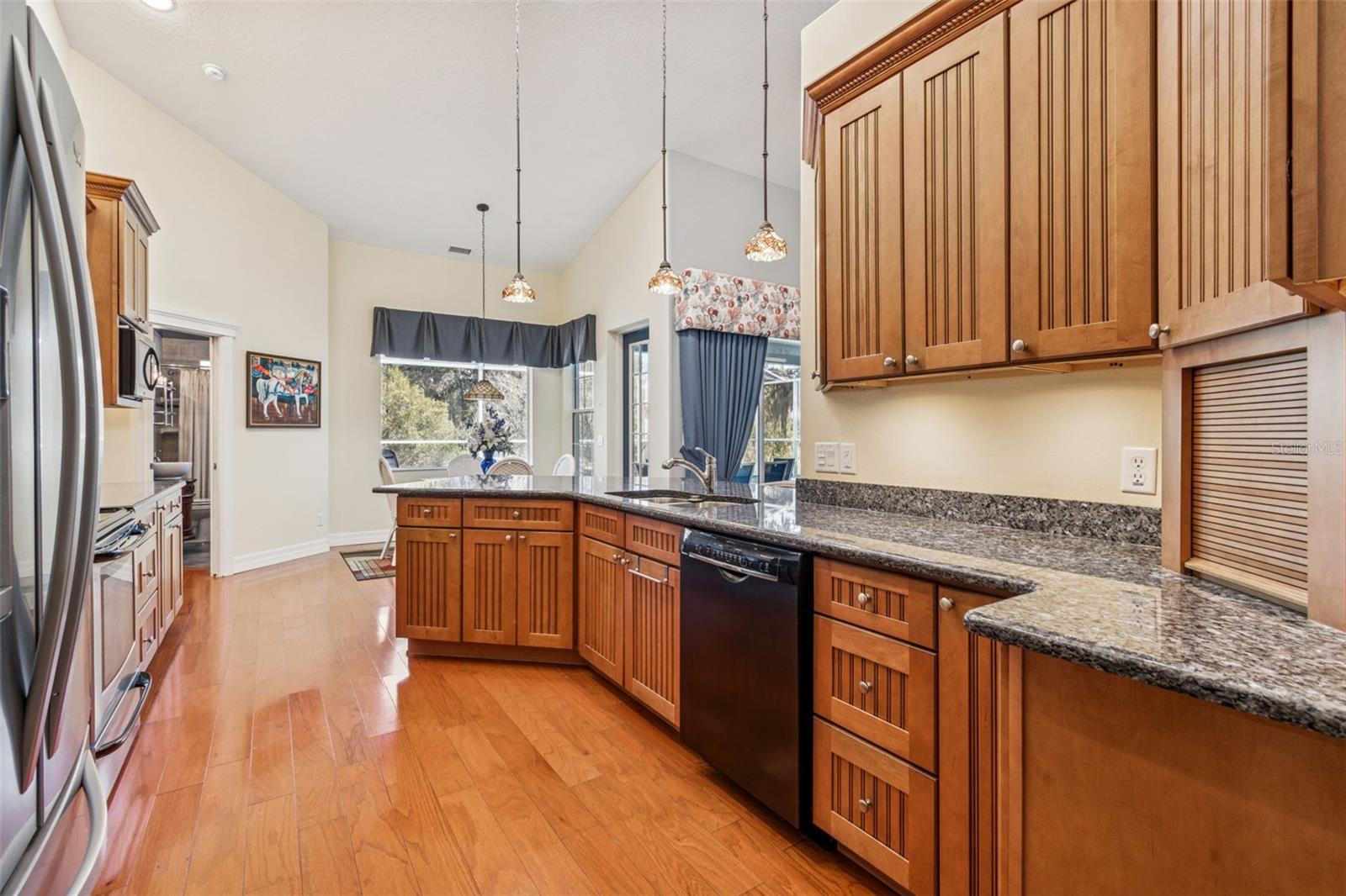 Image 18 of 65 For 5460 Chestnut Ridge Road