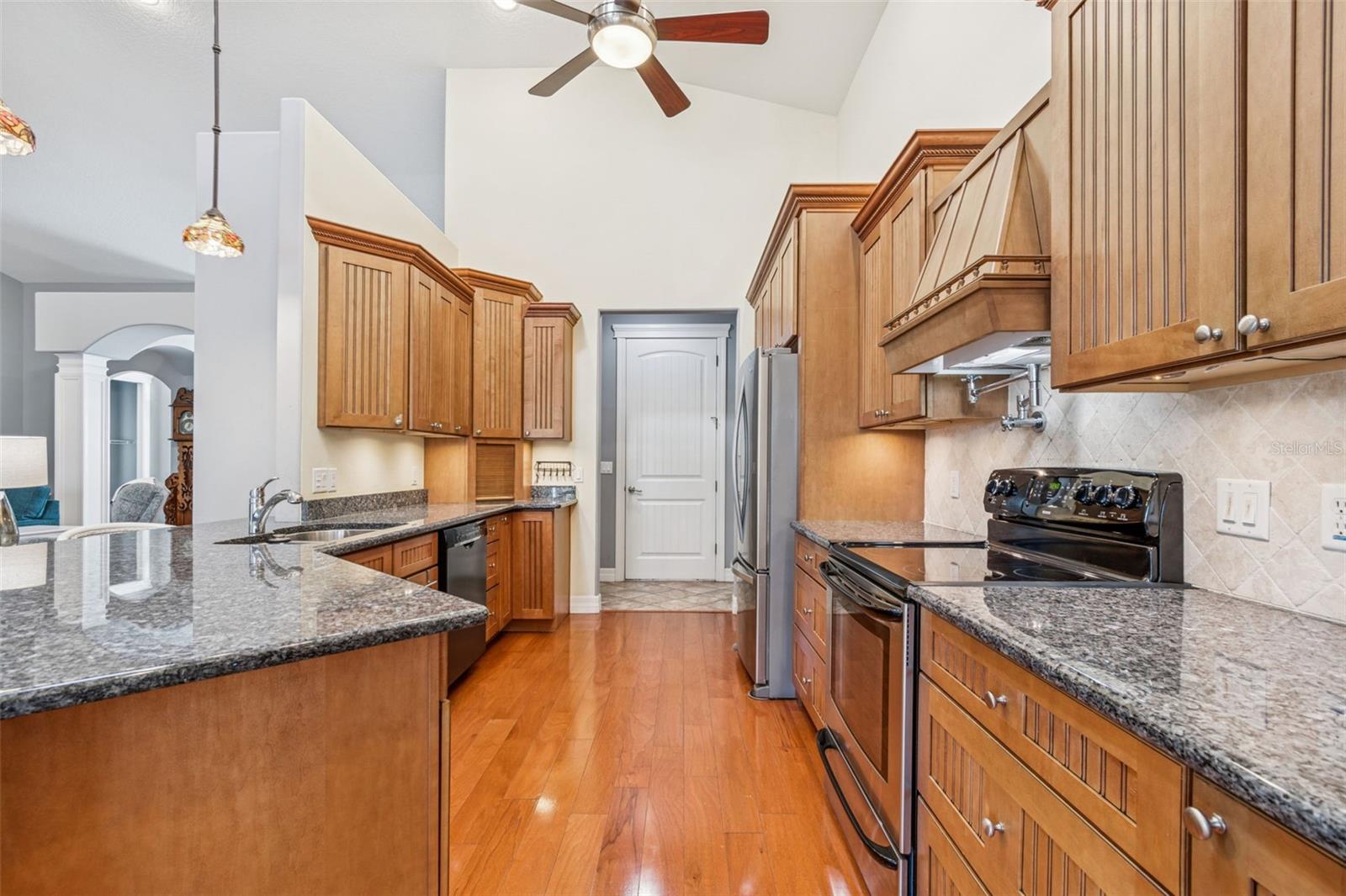 Image 20 of 65 For 5460 Chestnut Ridge Road