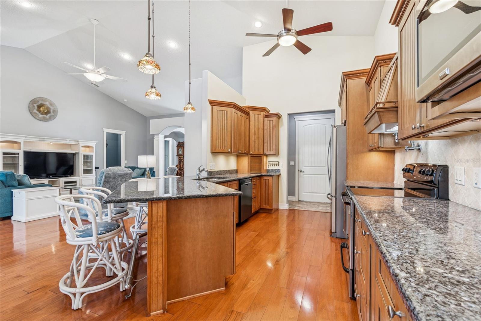 Image 21 of 65 For 5460 Chestnut Ridge Road