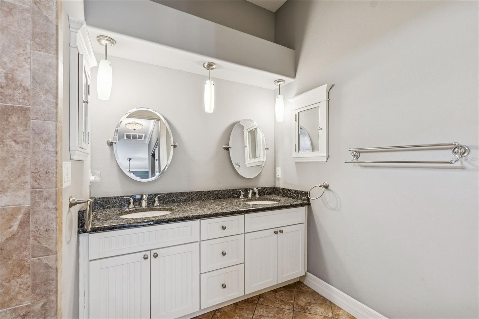 Image 32 of 65 For 5460 Chestnut Ridge Road