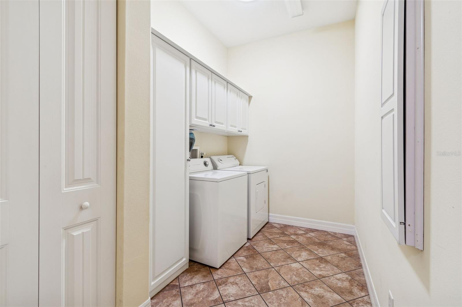 Image 35 of 65 For 5460 Chestnut Ridge Road