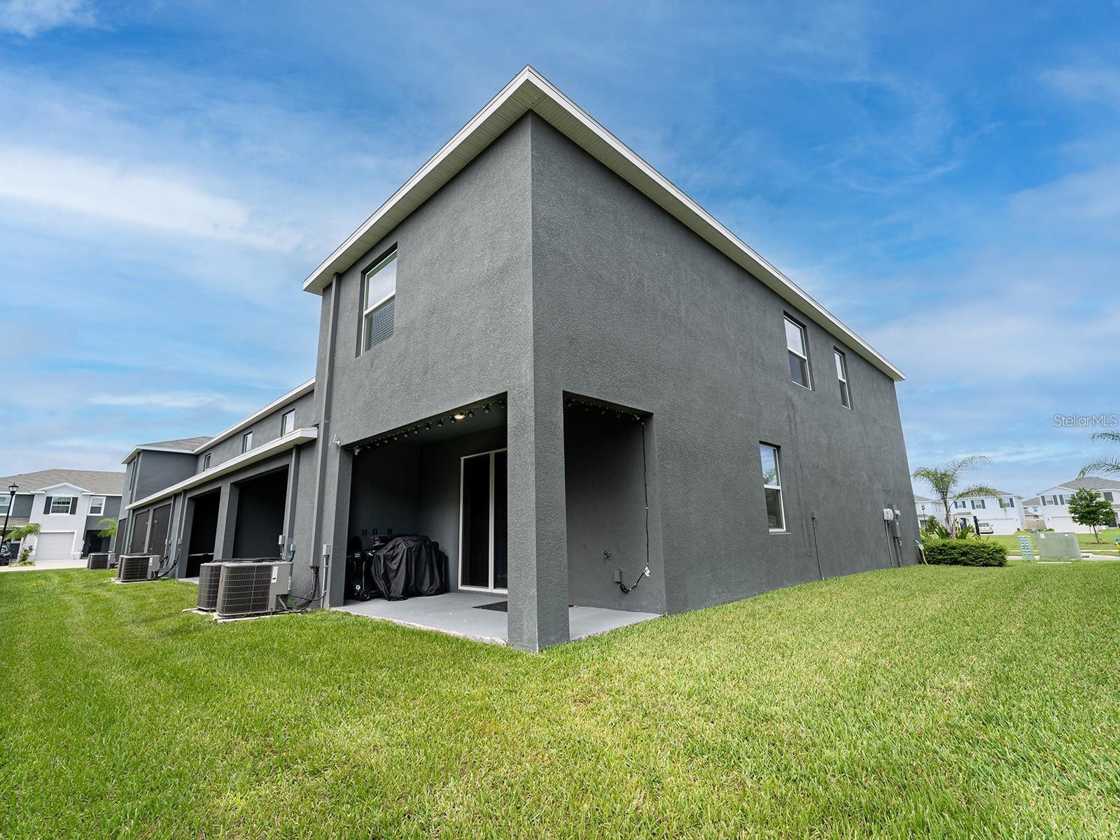 Image 20 of 24 For 2910 Boxwood Grove Row