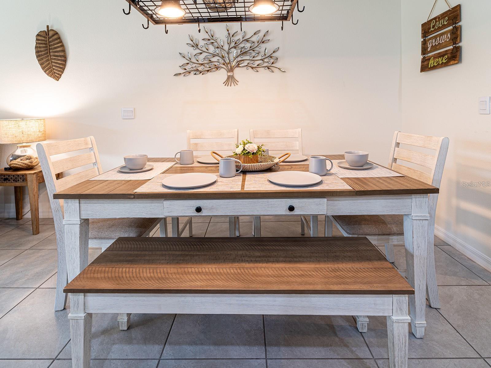 Image 8 of 24 For 2910 Boxwood Grove Row