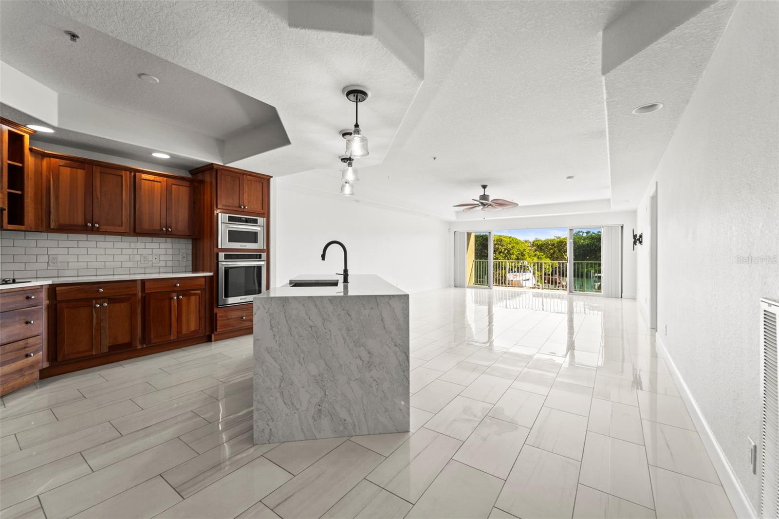 Image 15 of 62 For 1645 Pinellas Bayway S B2