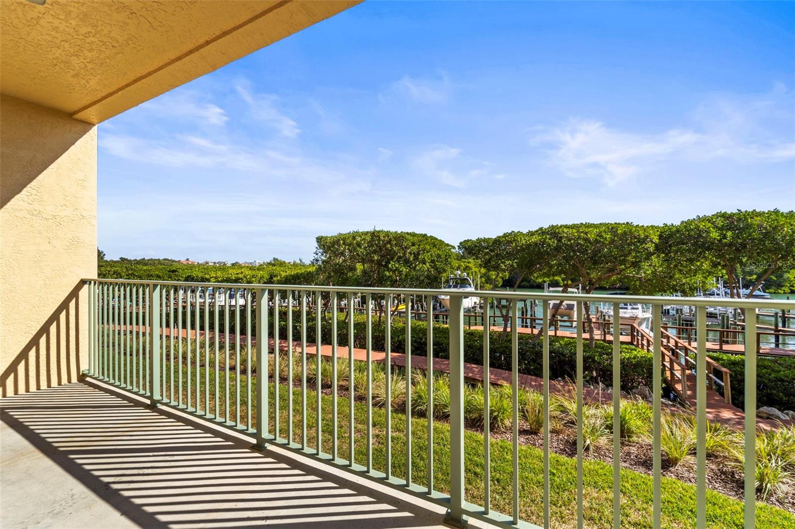 Image 20 of 62 For 1645 Pinellas Bayway S B2