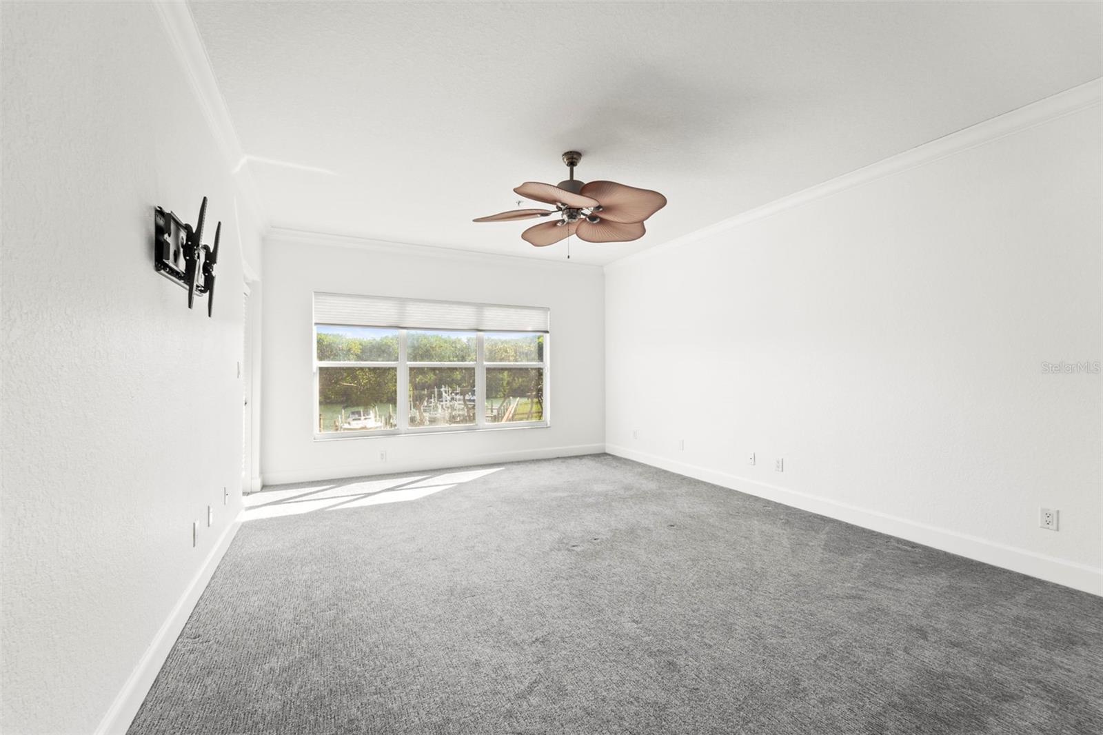 Image 25 of 62 For 1645 Pinellas Bayway S B2