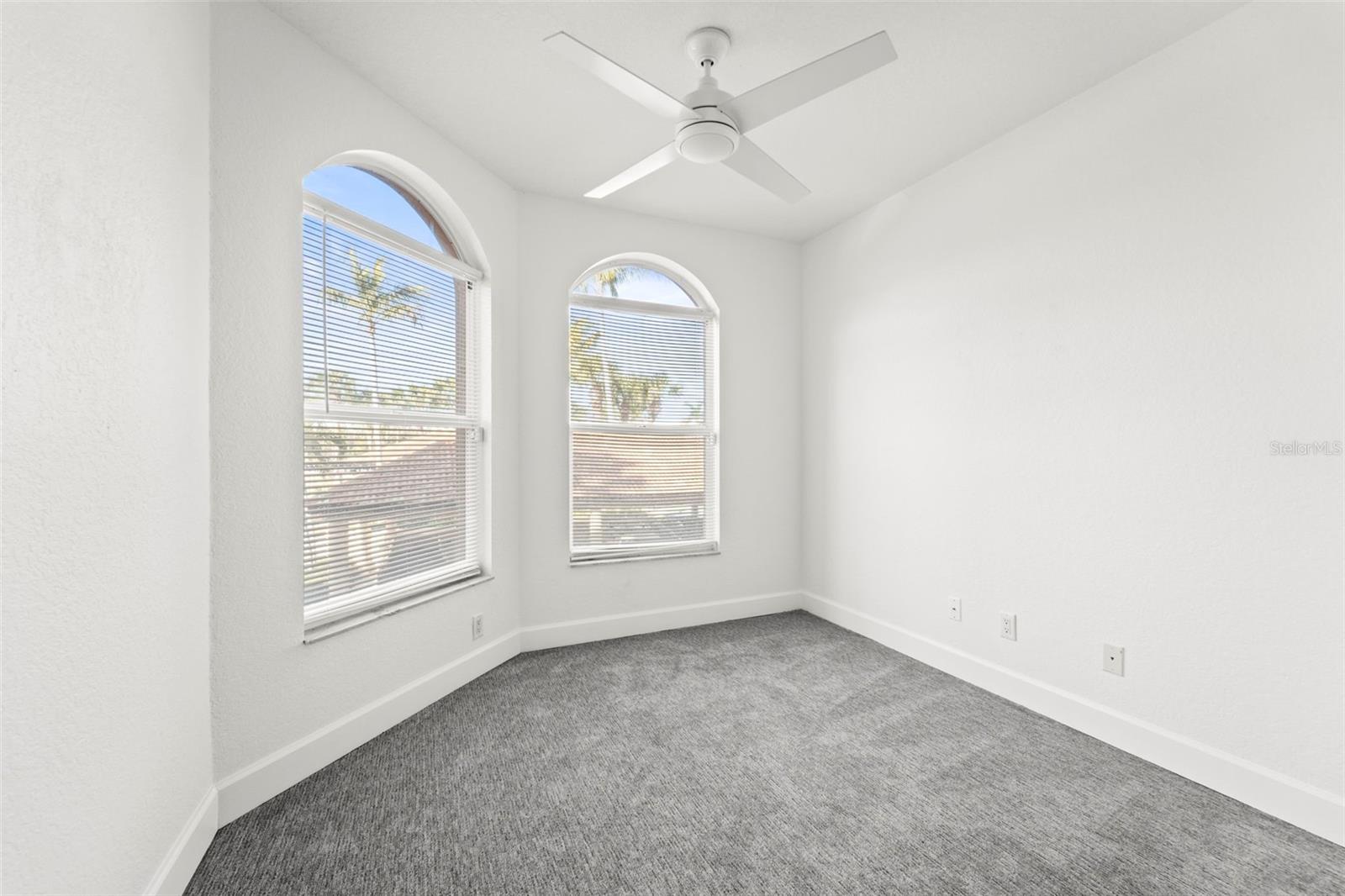 Image 41 of 62 For 1645 Pinellas Bayway S B2