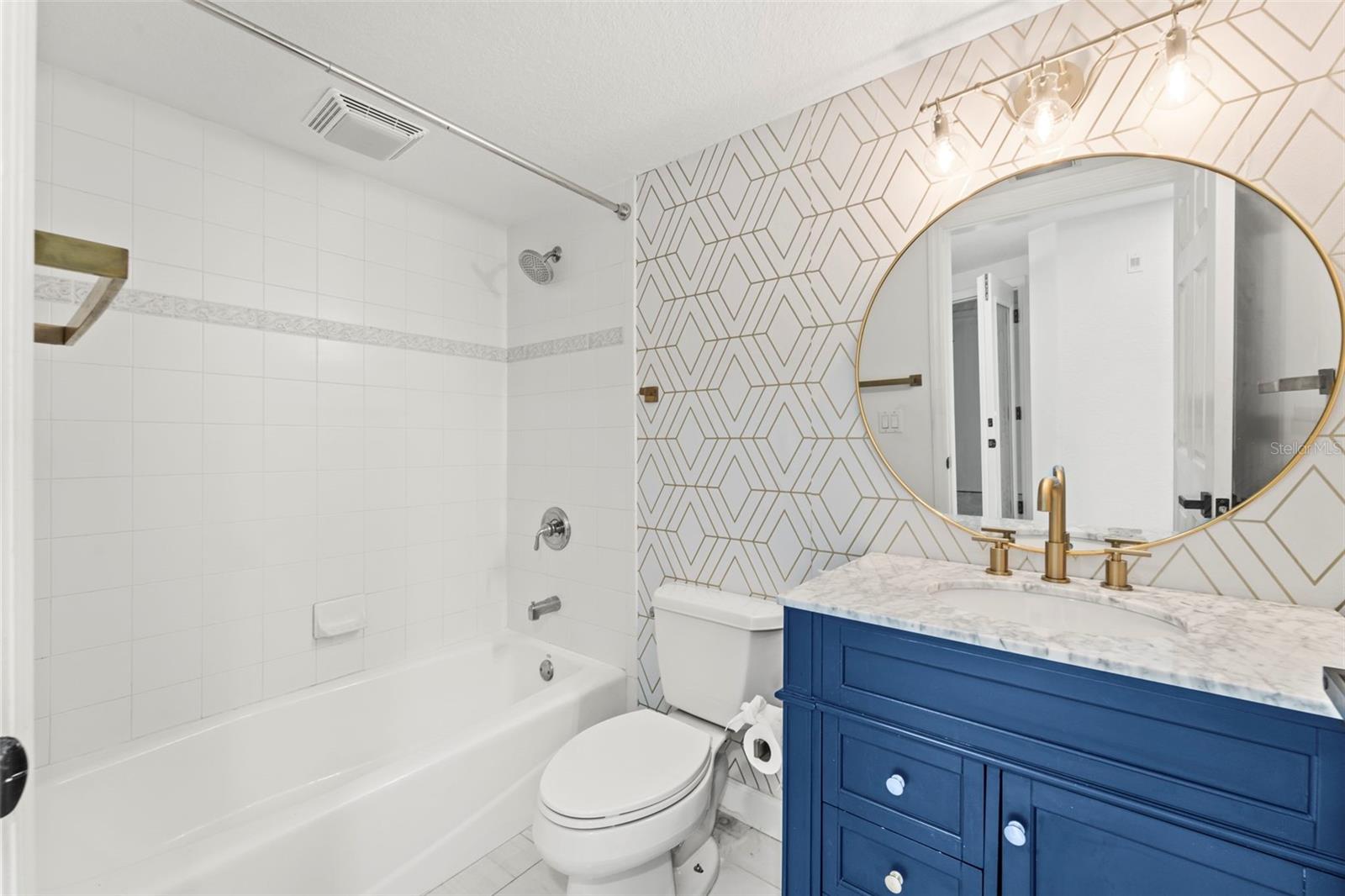 Image 43 of 62 For 1645 Pinellas Bayway S B2