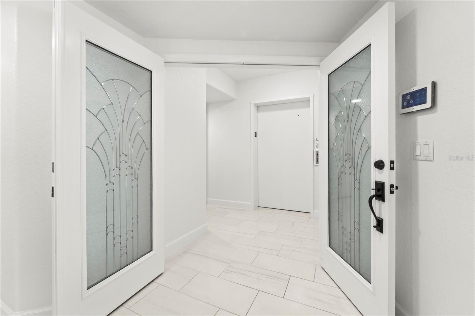 Image 6 of 62 For 1645 Pinellas Bayway S B2