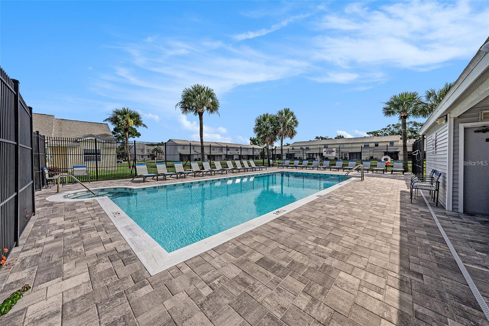 Listing photo id 28 for 12668 Castle Hill Drive