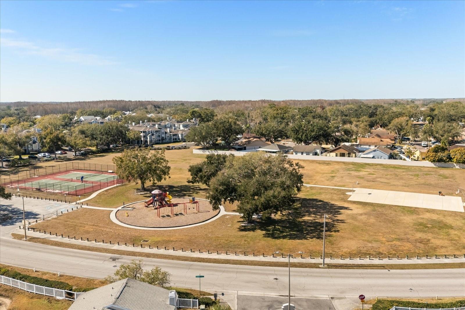 Listing photo id 29 for 12668 Castle Hill Drive