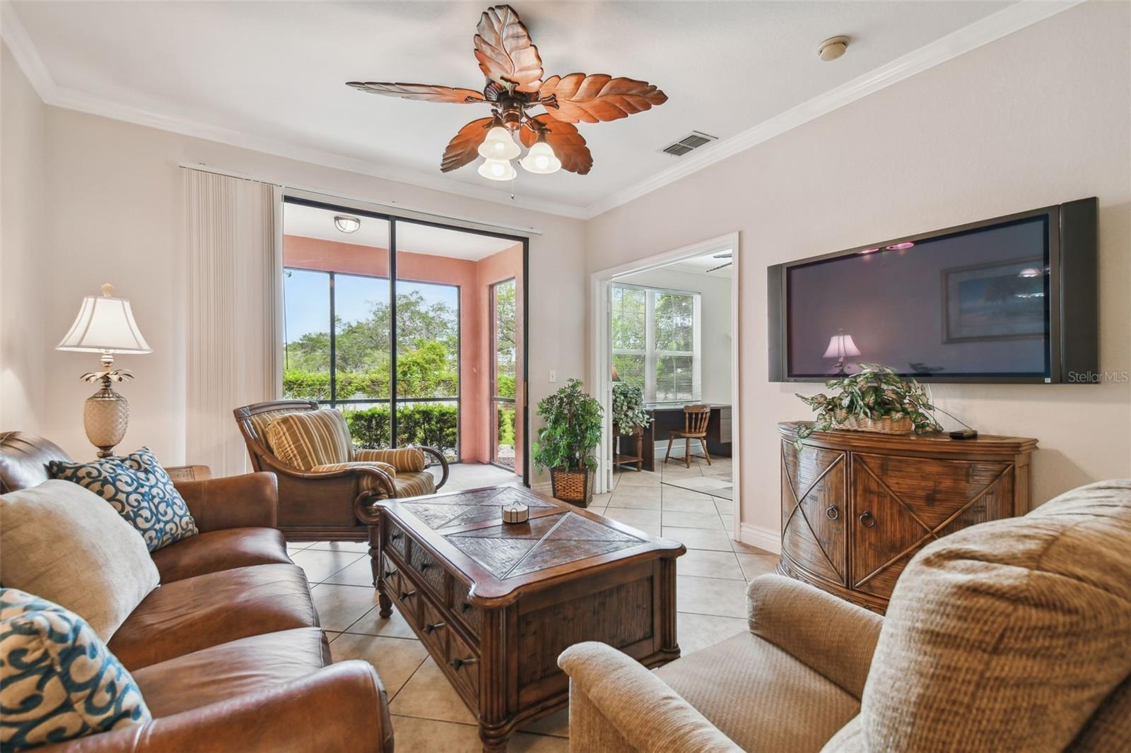 Image 15 of 33 For 2705 Via Murano 116