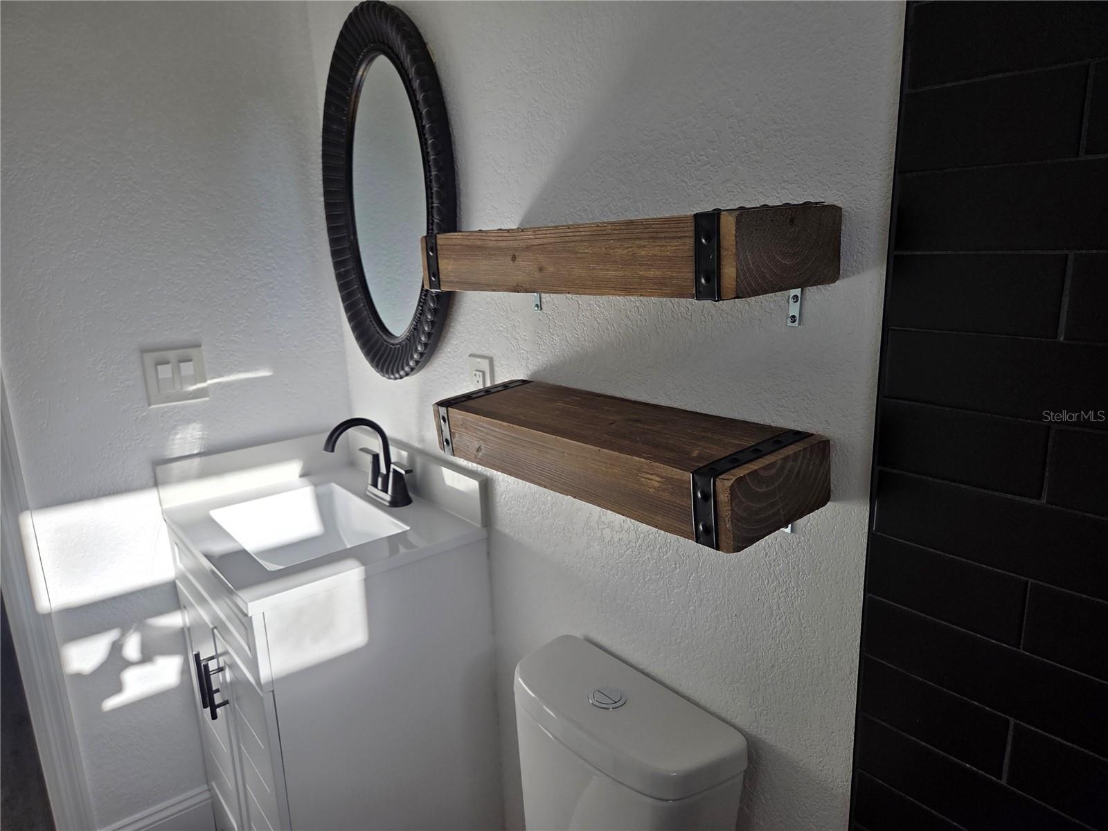 Image 7 of 14 For 6405 Elliot Drive