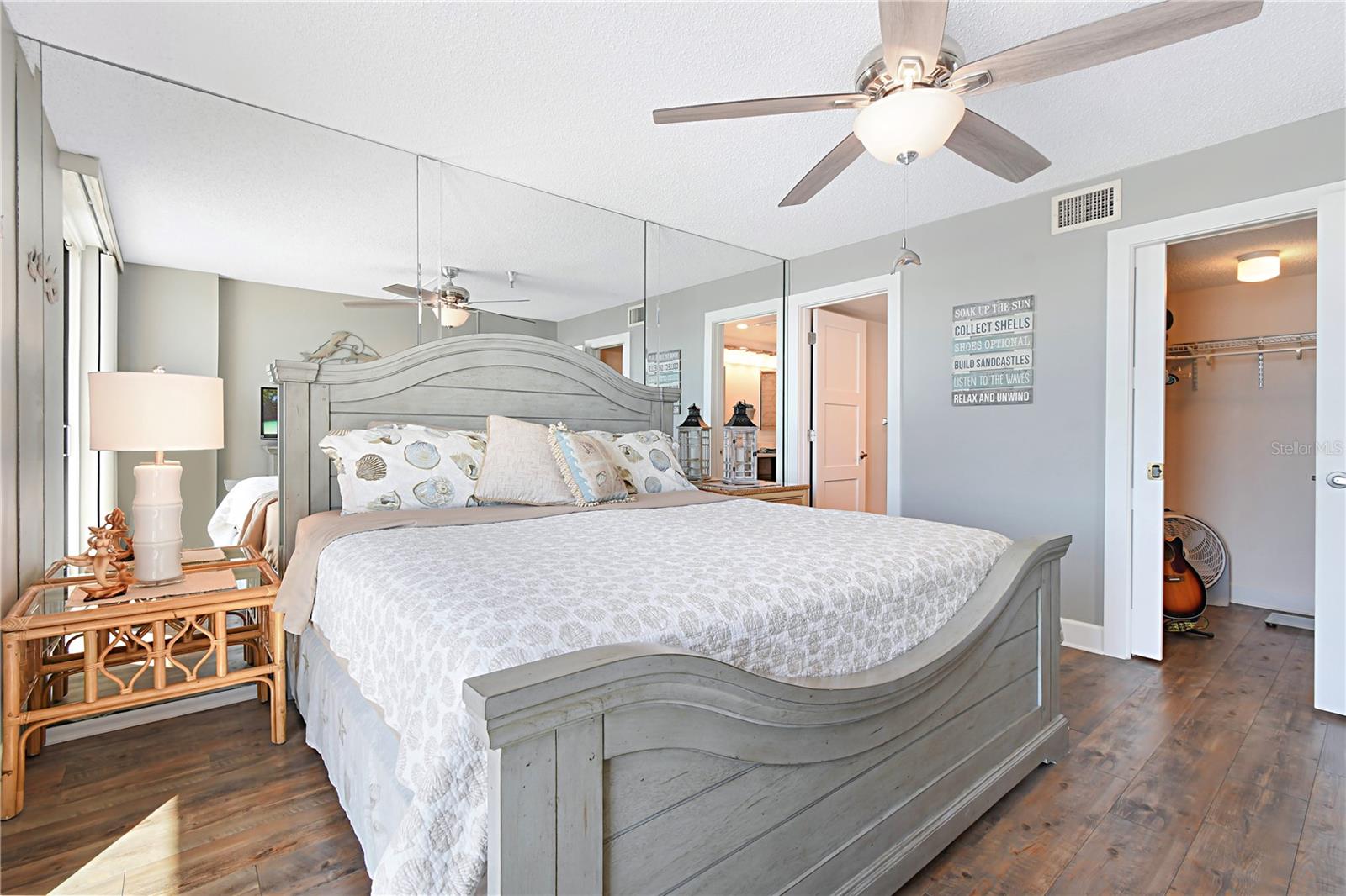 Image 16 of 41 For 15316 Gulf Boulevard 402