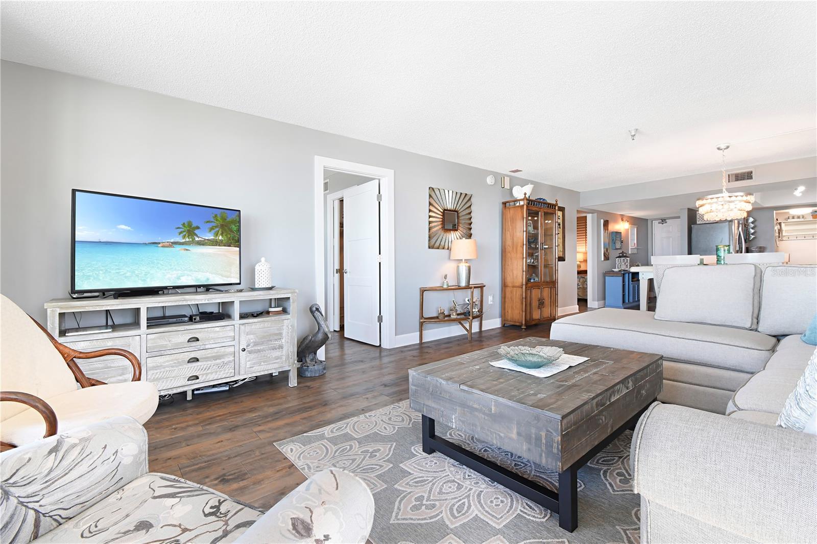 Image 5 of 41 For 15316 Gulf Boulevard 402