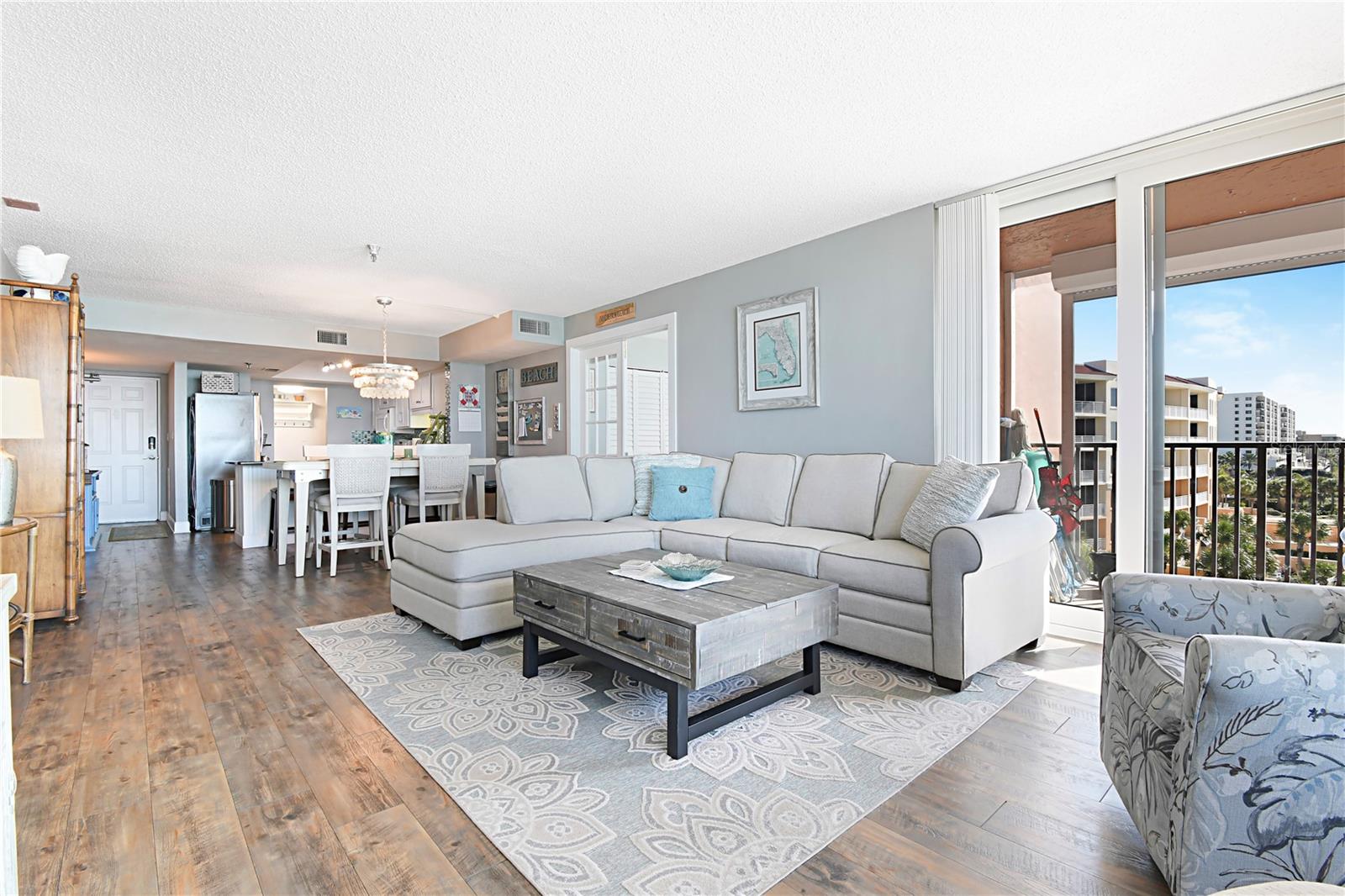 Image 6 of 41 For 15316 Gulf Boulevard 402