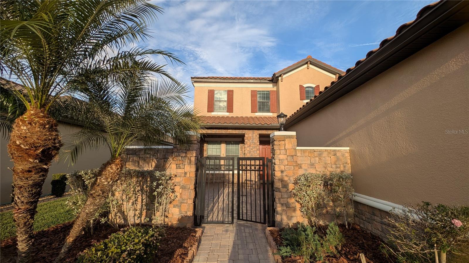 Image 5 of 67 For 8530 Grand Alberato Road