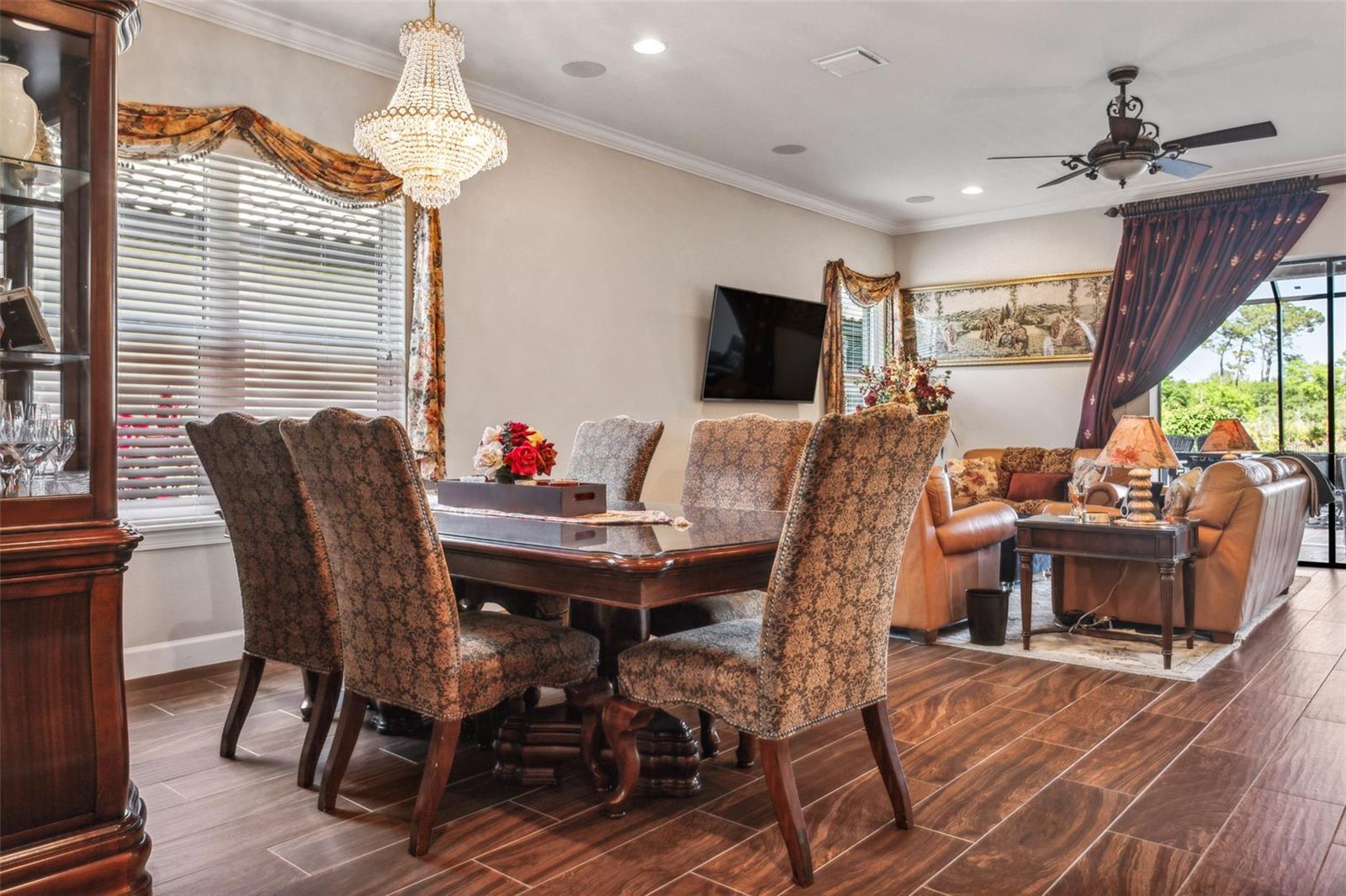 Image 8 of 67 For 8530 Grand Alberato Road