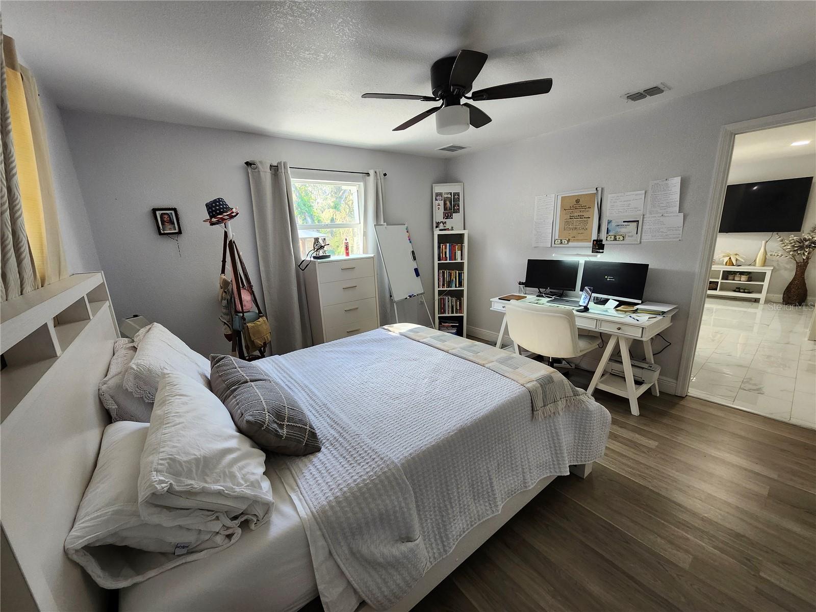 Image 16 of 46 For 10805 Desoto Road