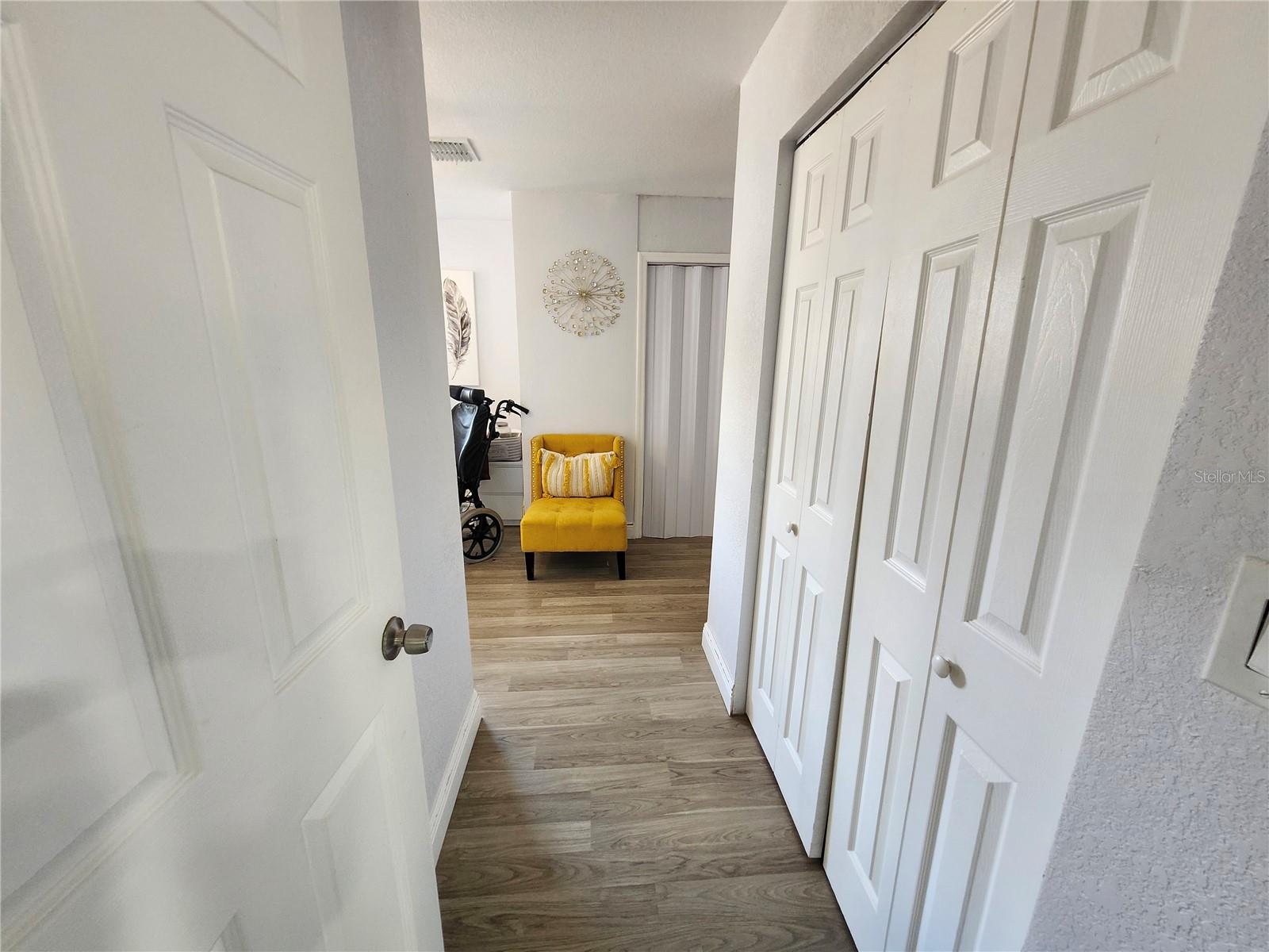 Image 17 of 46 For 10805 Desoto Road