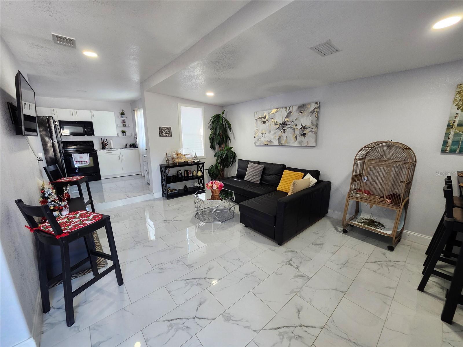 Image 28 of 46 For 10805 Desoto Road