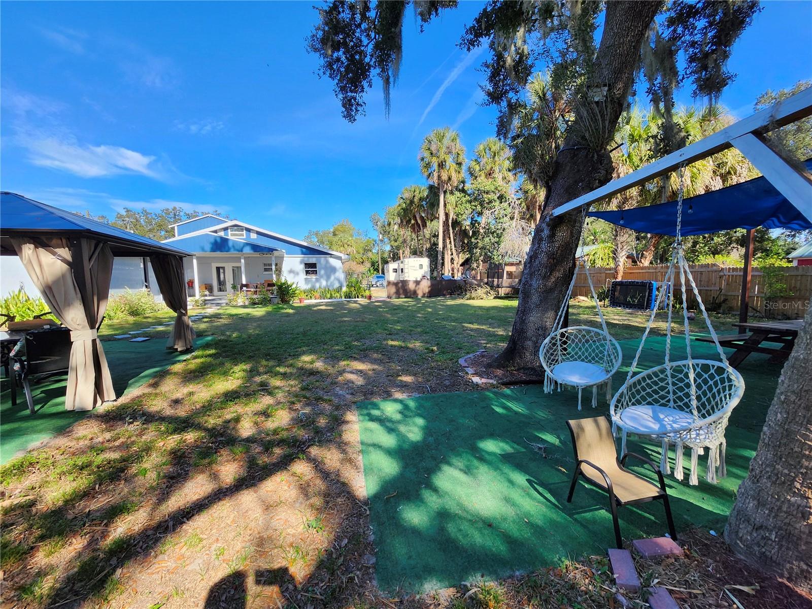 Image 44 of 46 For 10805 Desoto Road