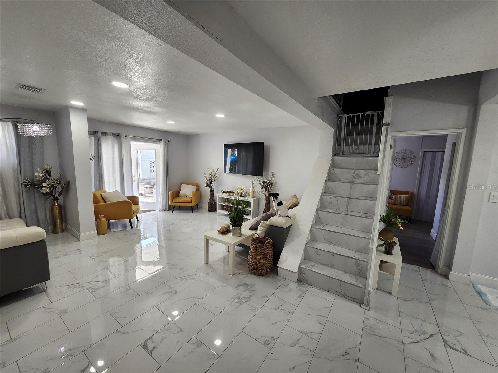 Image 9 of 46 For 10805 Desoto Road