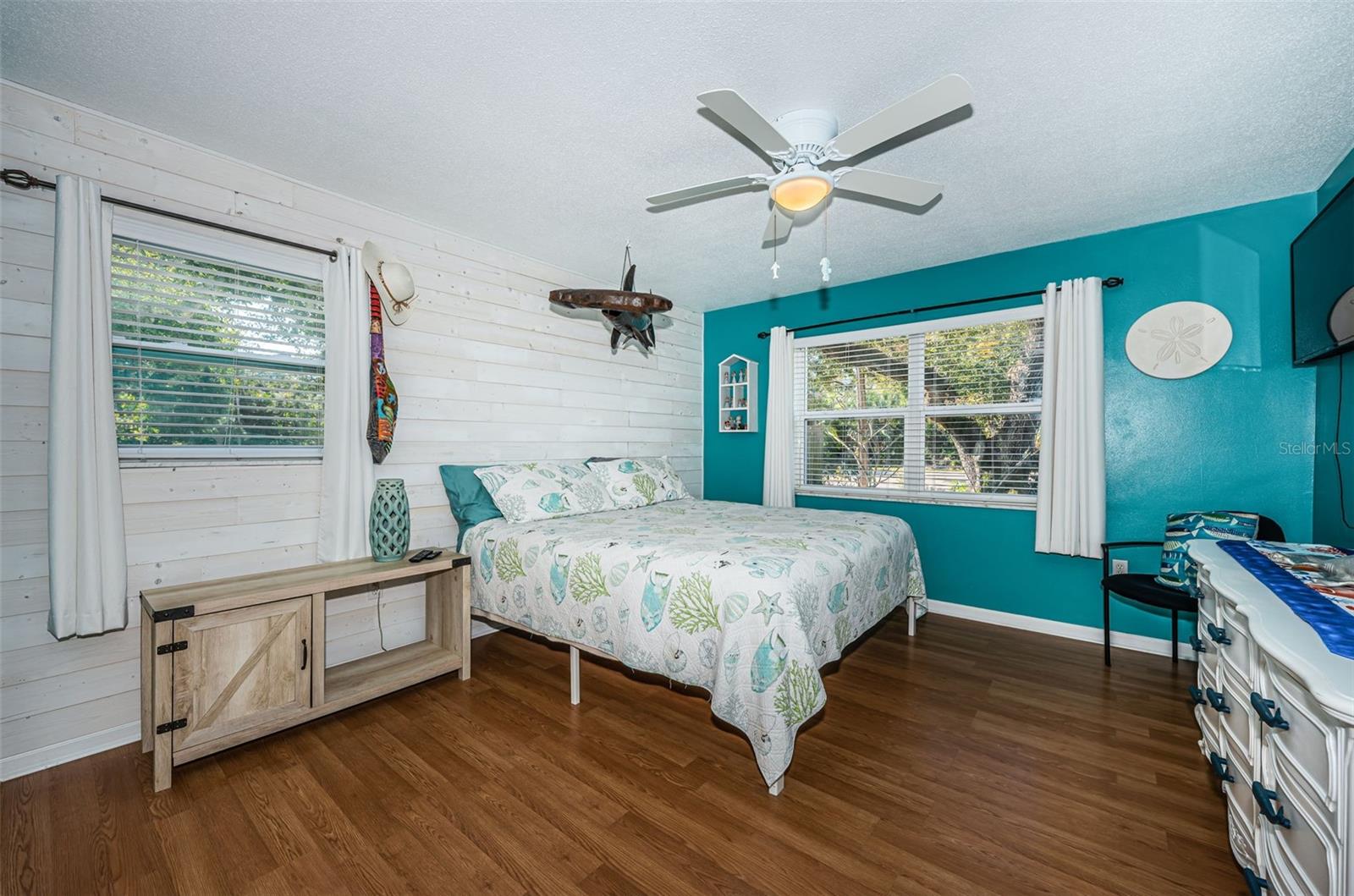 Image 16 of 43 For 2015 Park Street N