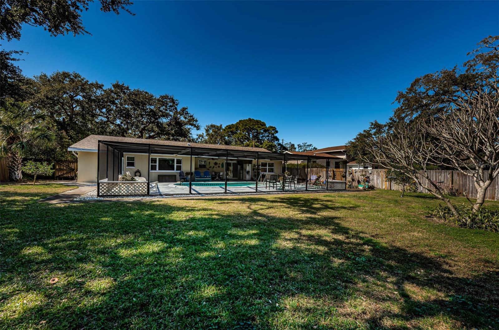 Image 26 of 43 For 2015 Park Street N