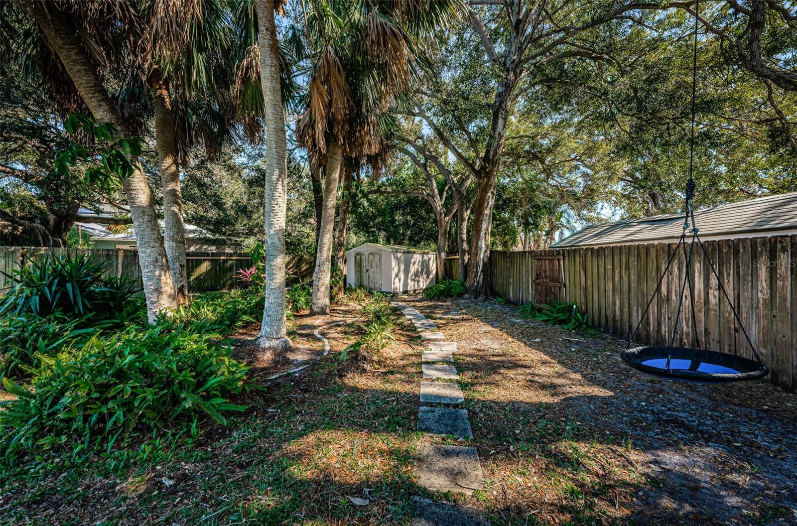 Image 28 of 43 For 2015 Park Street N