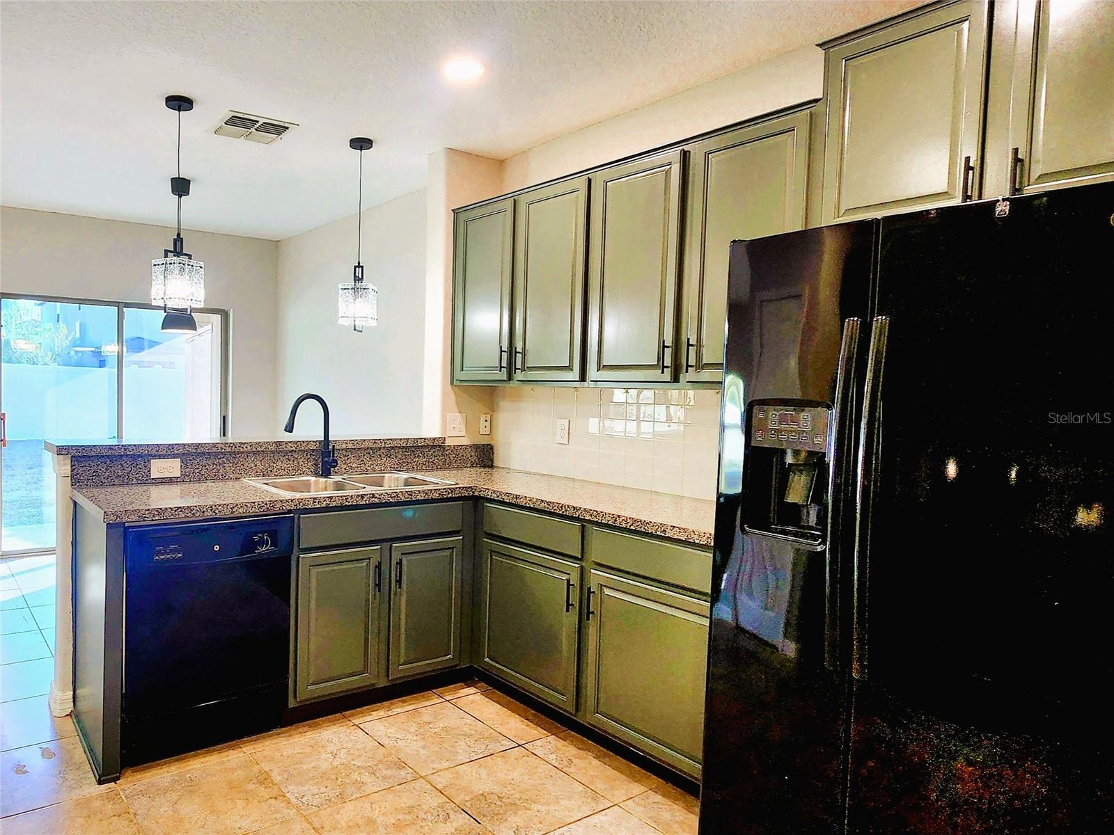 Image 6 of 30 For 7407 Evening Primrose Court