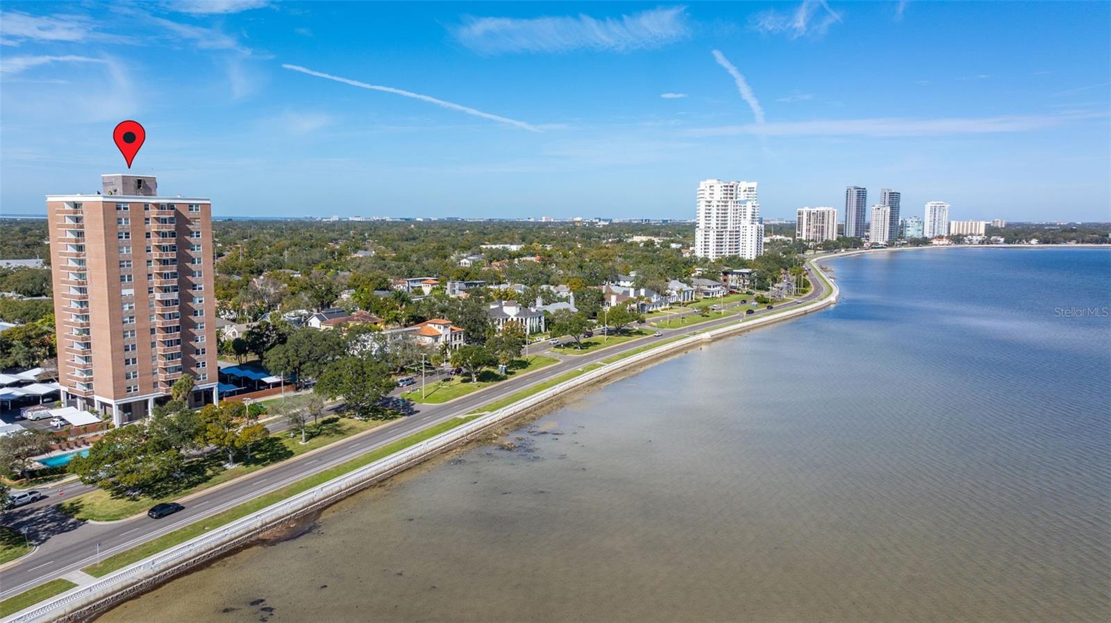 Image 20 of 26 For 4015 Bayshore Boulevard 10d