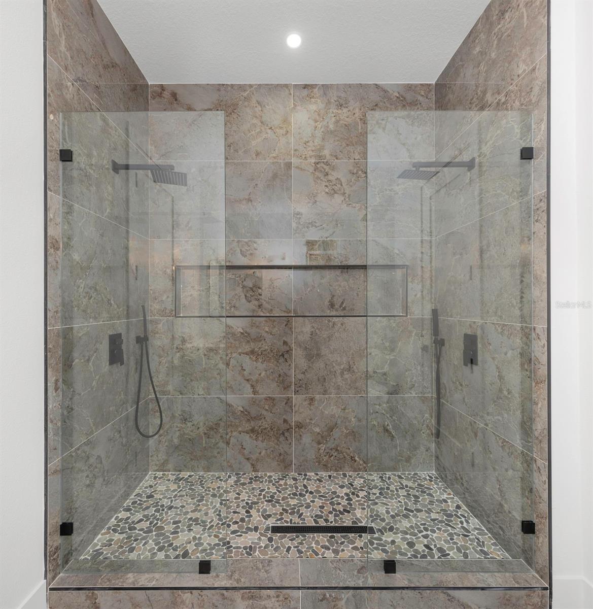 Image 18 of 44 For 303 Archimedes Street