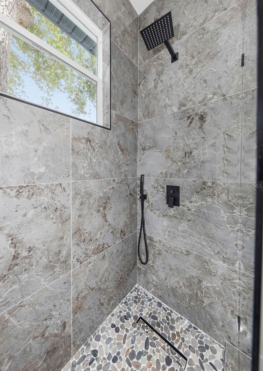 Image 26 of 44 For 303 Archimedes Street