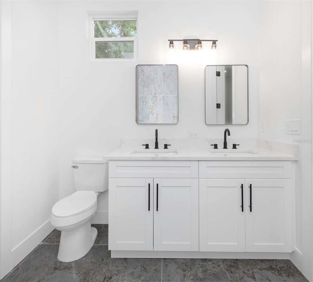 Image 27 of 44 For 303 Archimedes Street