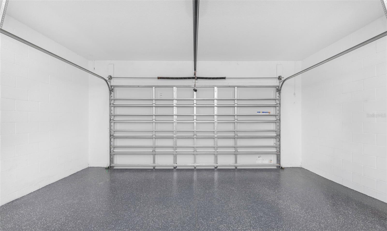 Image 35 of 44 For 303 Archimedes Street