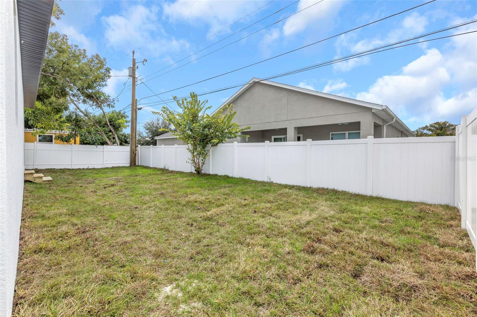 Image 36 of 44 For 303 Archimedes Street