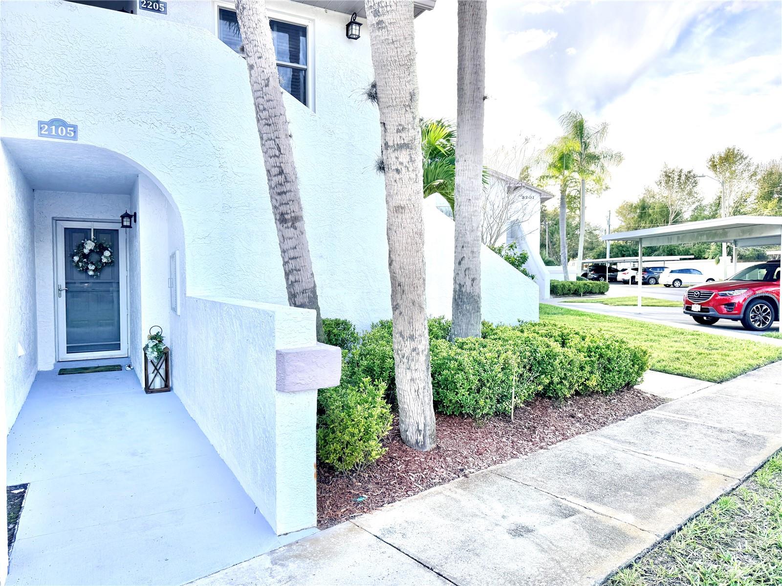 Image 4 of 47 For 3203 Landmark Drive 2105