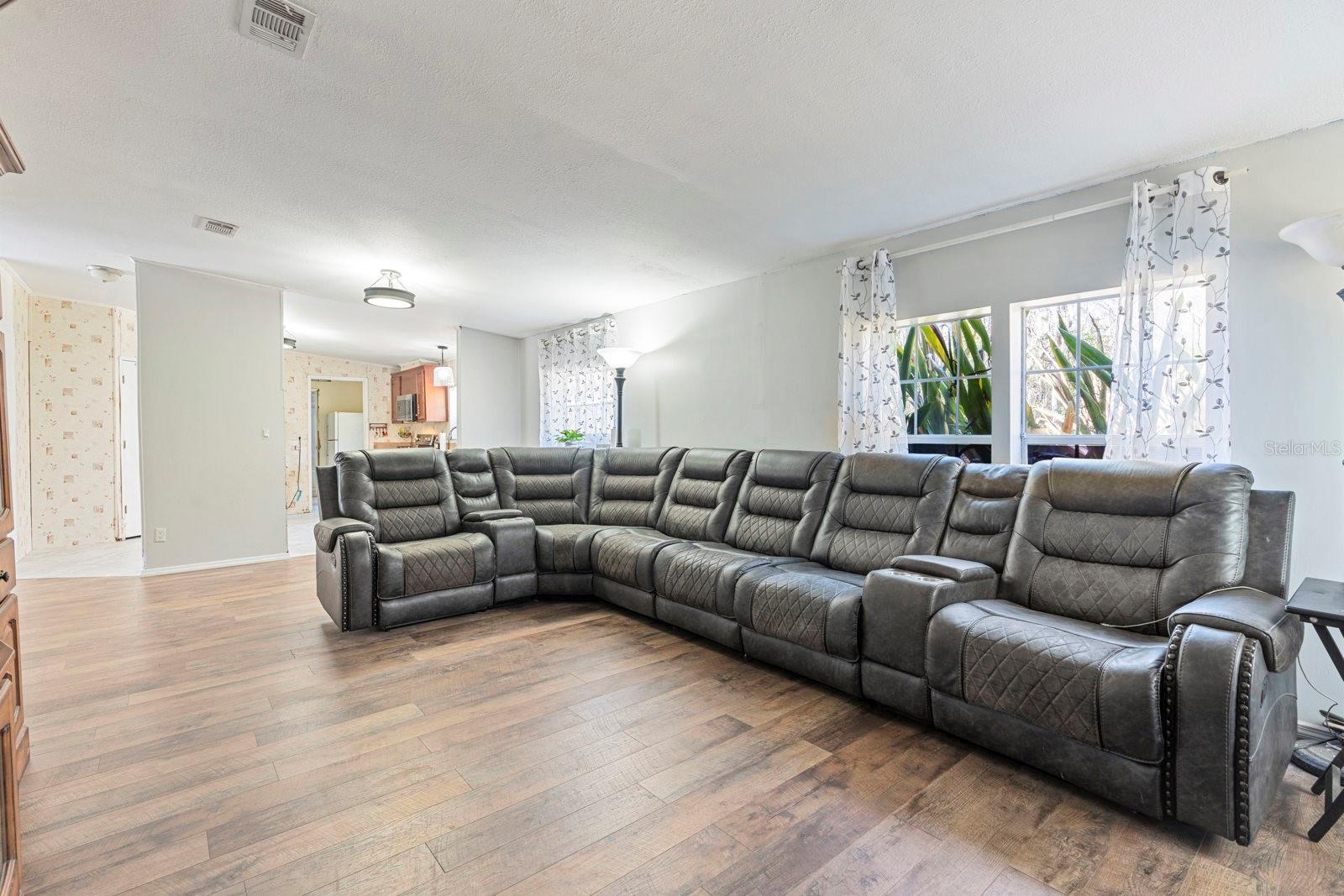 Image 13 of 50 For 10536 Smokie Creek Lane