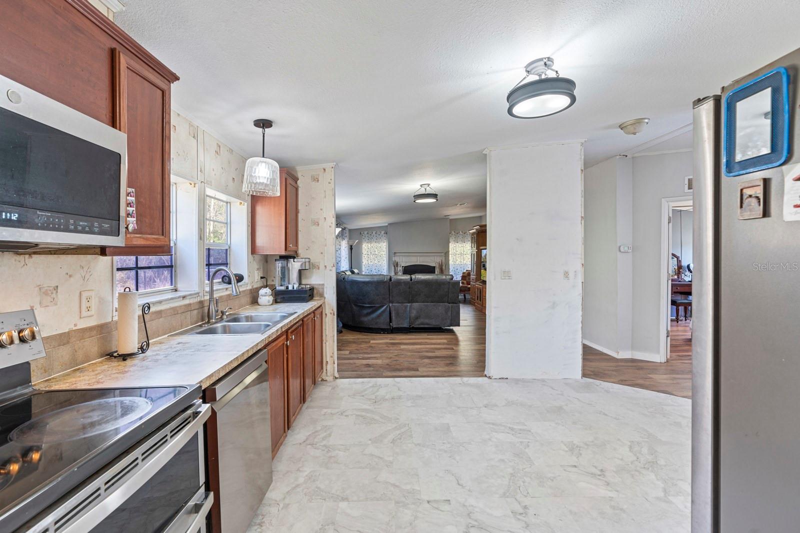 Image 16 of 50 For 10536 Smokie Creek Lane