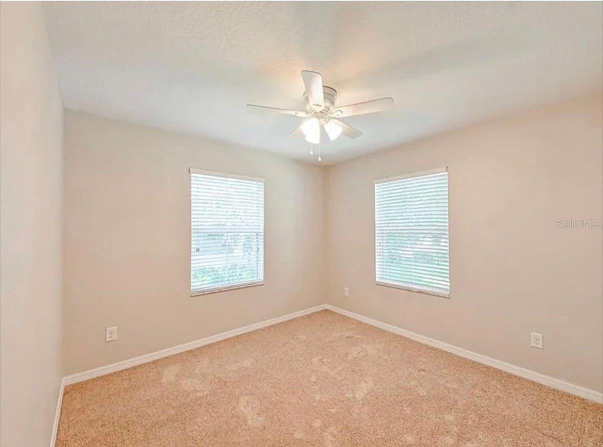 Image 19 of 30 For 37706 Aaralyn Road