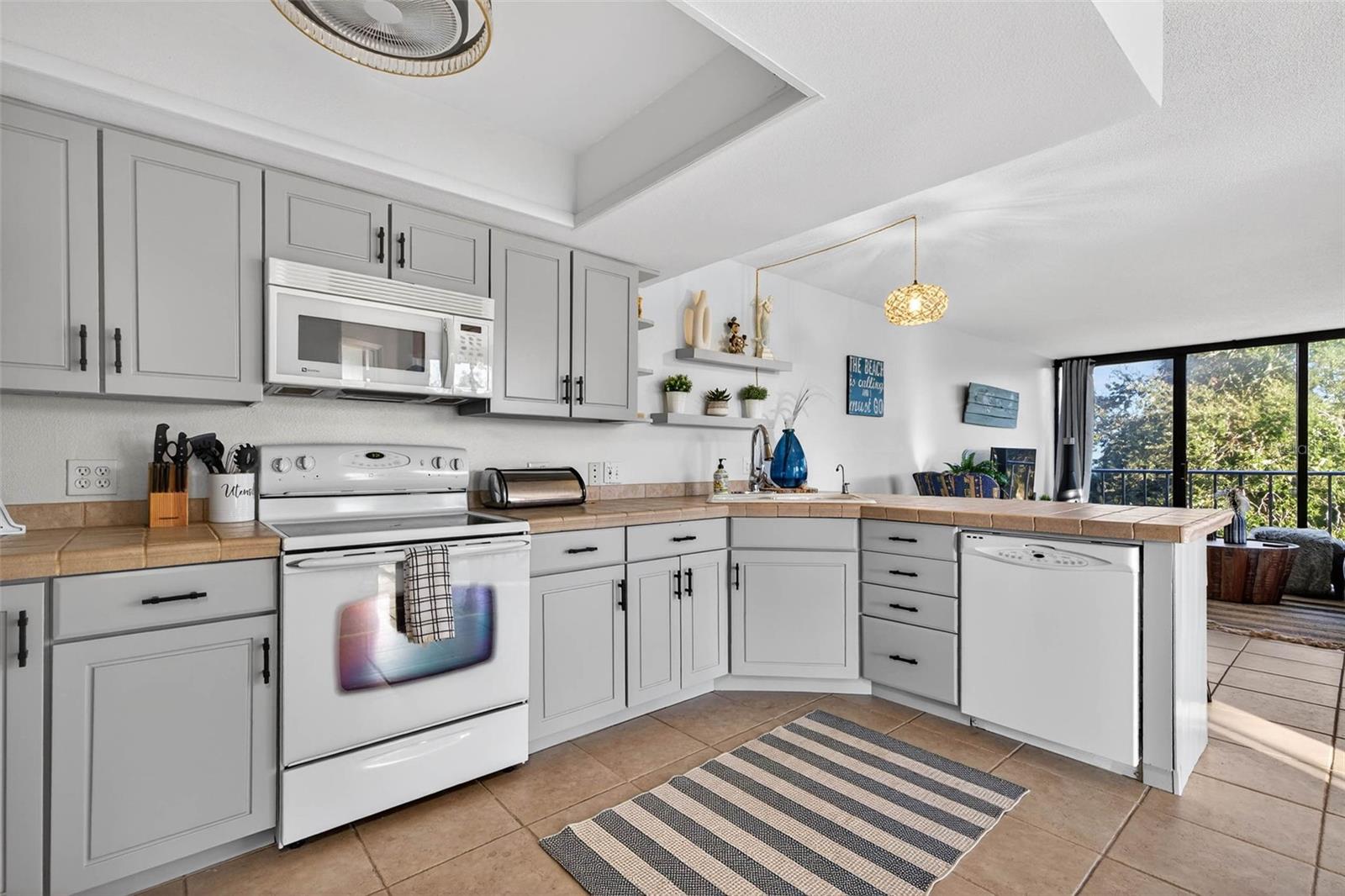 Image 10 of 38 For 500 Osceola Avenue 410