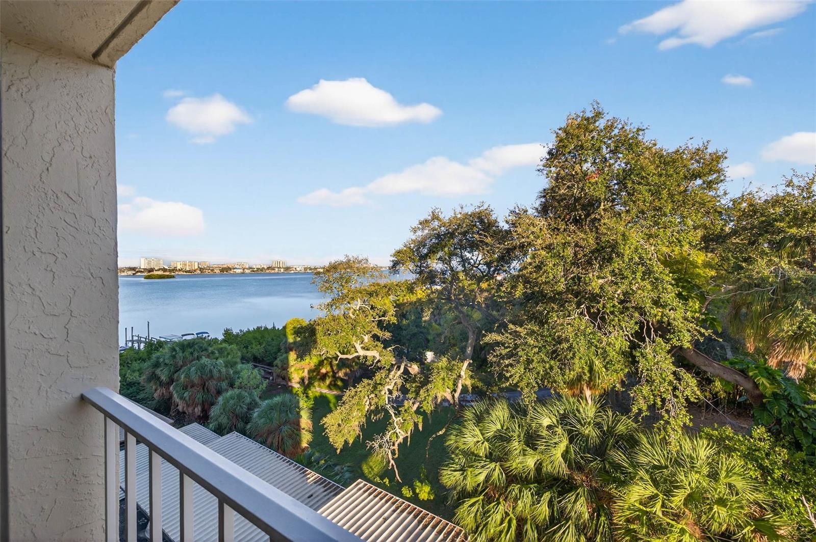 Image 27 of 38 For 500 Osceola Avenue 410