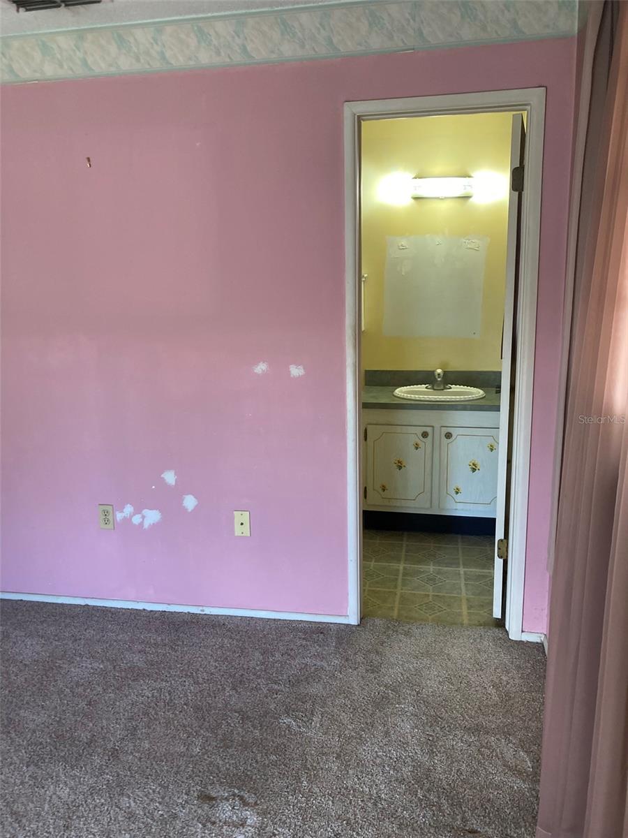 Image 36 of 59 For 5967 Terrace Park Drive N 211