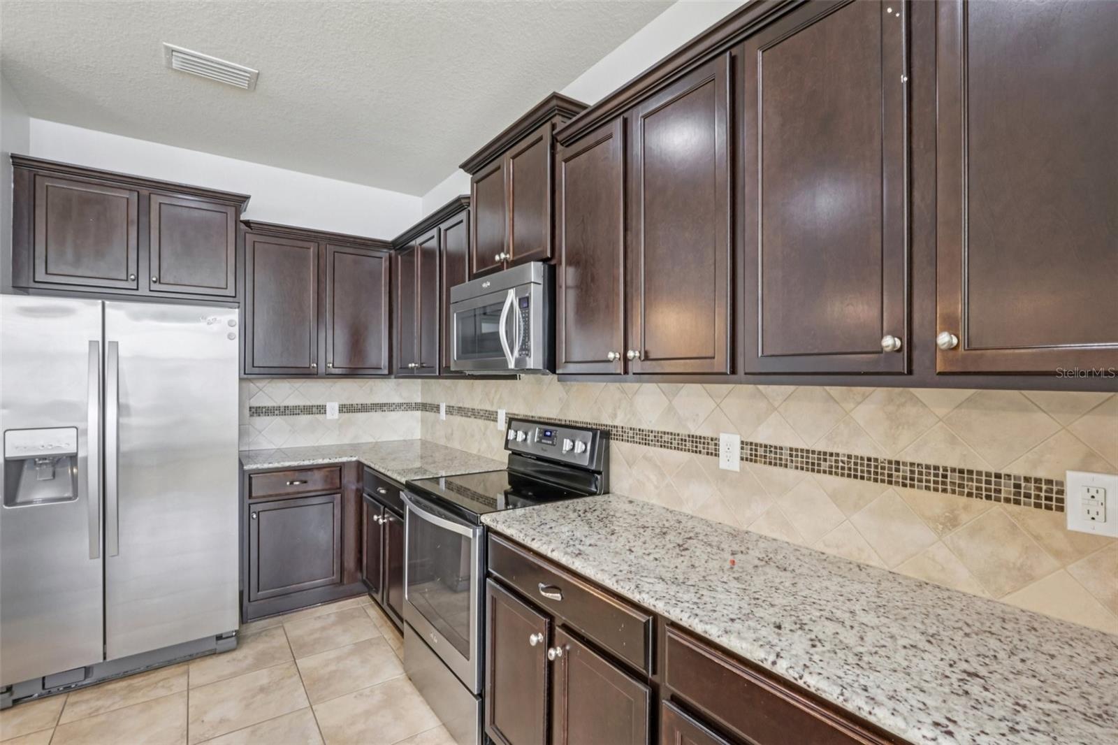 Image 9 of 34 For 5948 Sweet Birch Drive