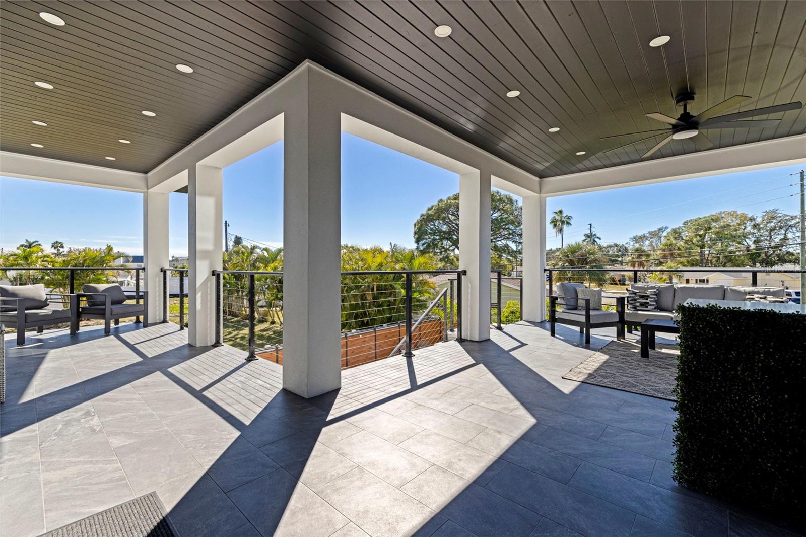 Image 21 of 75 For 6062 Bayou Grande Boulevard Ne