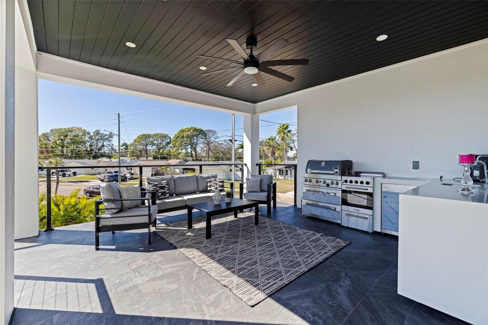 Image 24 of 75 For 6062 Bayou Grande Boulevard Ne