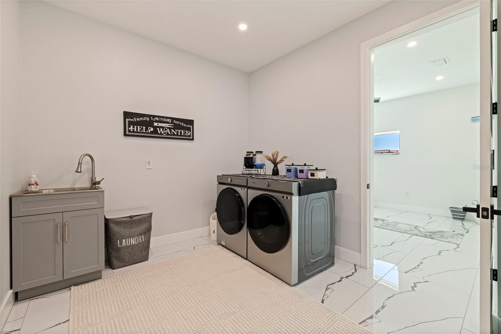 Image 29 of 75 For 6062 Bayou Grande Boulevard Ne