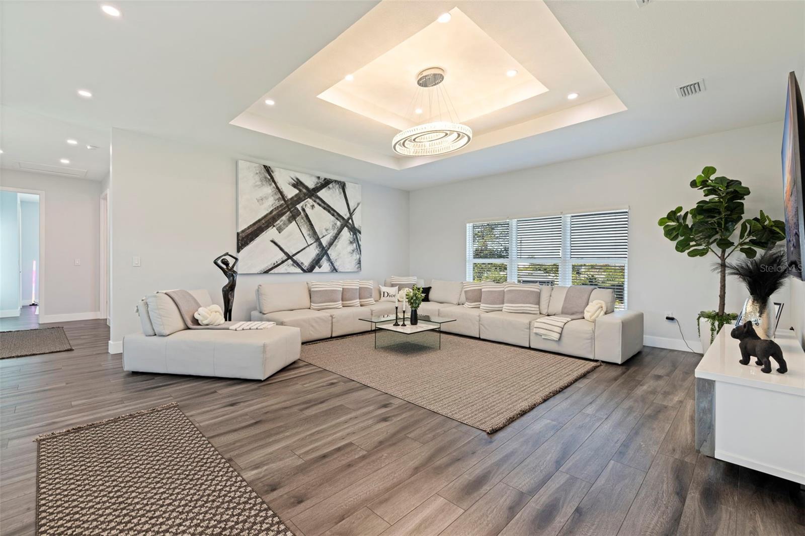 Image 35 of 75 For 6062 Bayou Grande Boulevard Ne