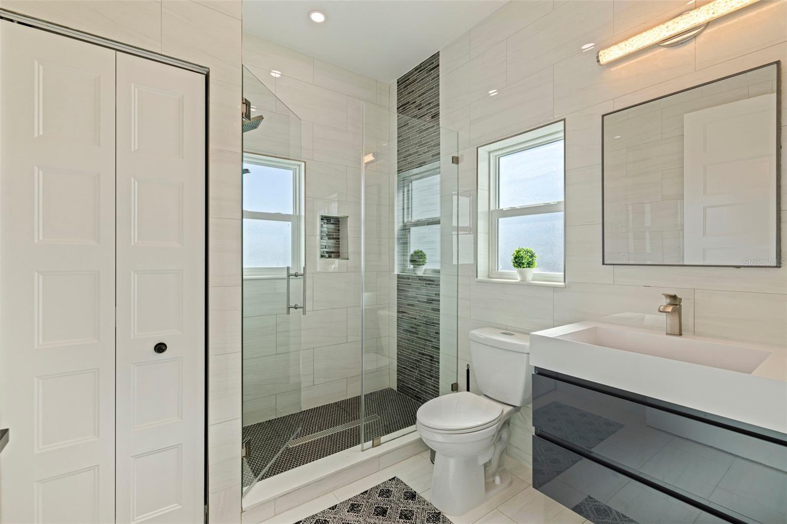 Image 51 of 75 For 6062 Bayou Grande Boulevard Ne